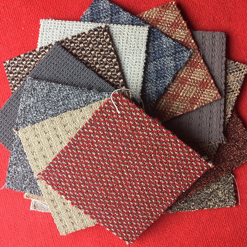 thảm cuộn hoa văn