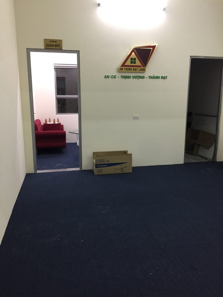 Căn phòng trở nên hấp dẫn và chuyên nghiệp hơn